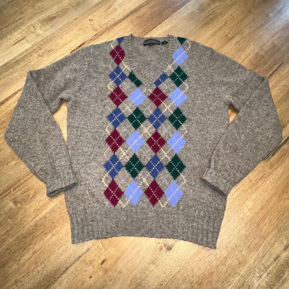 Argyle V-Neck Sweater - Gray with Multicolor Pattern